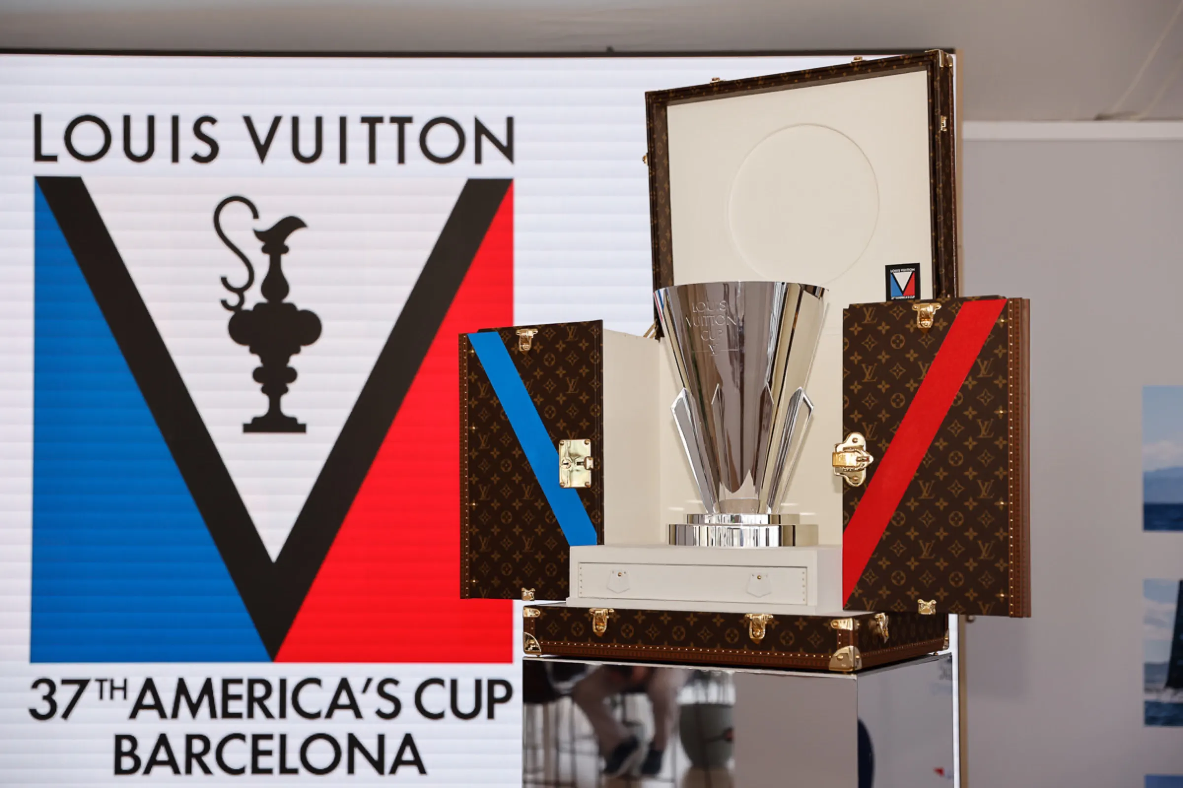 Louis Vuitton — Hospitality de la 37.ª America's Cup, Port Vell, Barcelona. Fotografía de Noomadik.